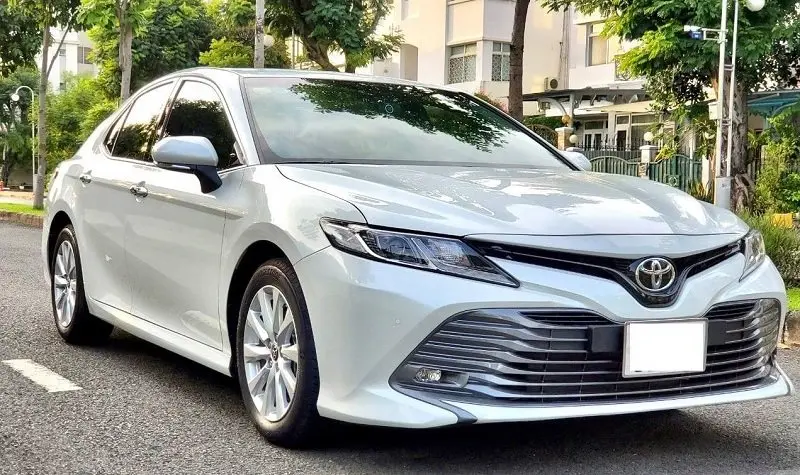 Tải ảnh Toyota Camry 2.0G đẹp miễn phí 21