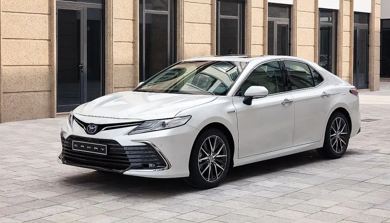 Tải ảnh Toyota Camry 2.0G đẹp miễn phí 22