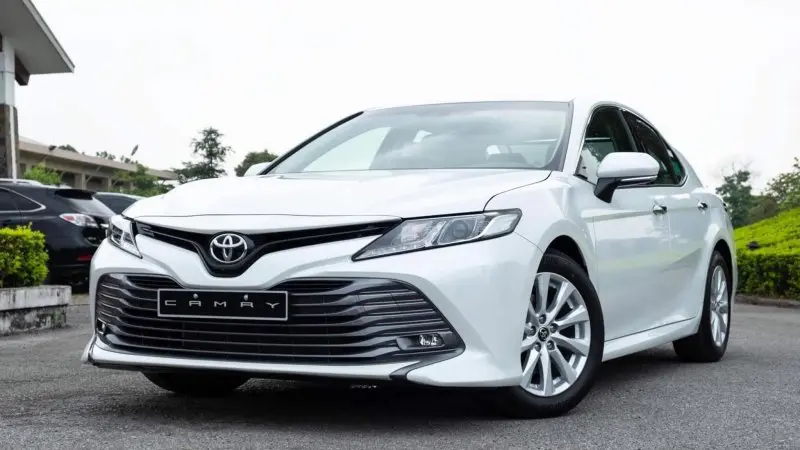 Tải ảnh Toyota Camry 2.0G đẹp miễn phí 8