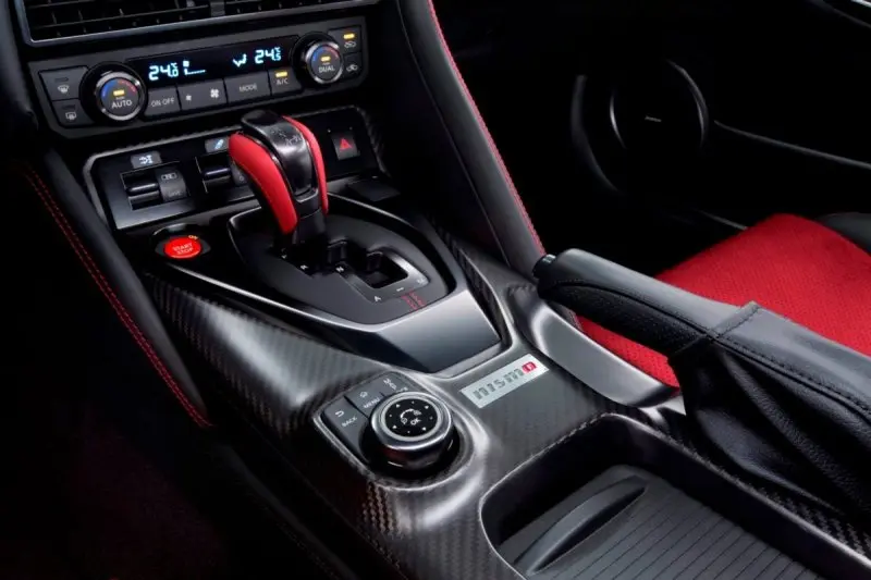 Tải hình ảnh Nissan GT-R đẹp miễn phí 18