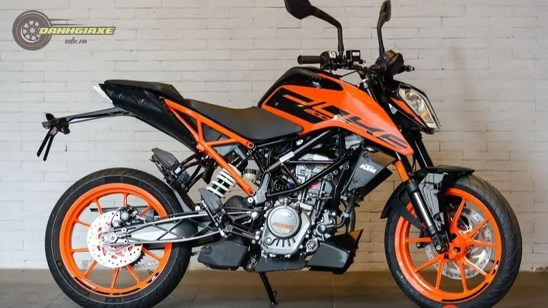 KTM Duke 200 3