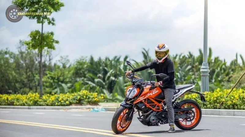 KTM Duke 390 12