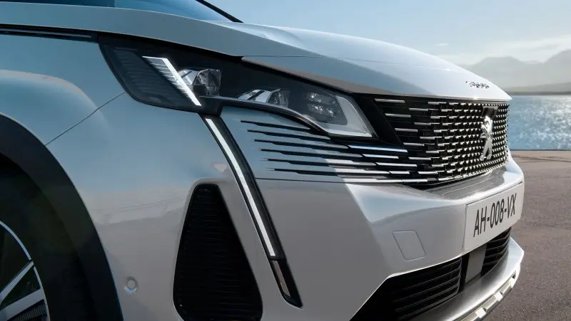 Ảnh thực tế xe Peugeot 5008 chất lượng cao 16