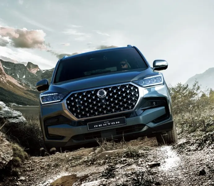 Hình ảnh xe Ssangyong Rexton chất lượng cao 2