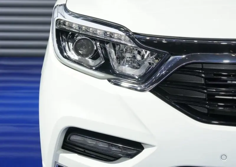 Hình ảnh xe Ssangyong Rexton chất lượng cao 11