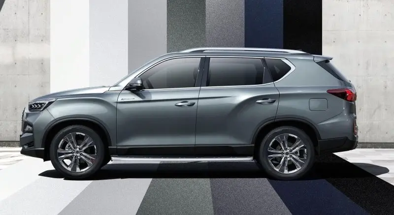 Hình ảnh xe Ssangyong Rexton chất lượng cao 12