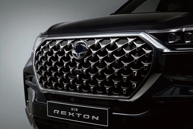 Hình ảnh xe Ssangyong Rexton chất lượng cao 13