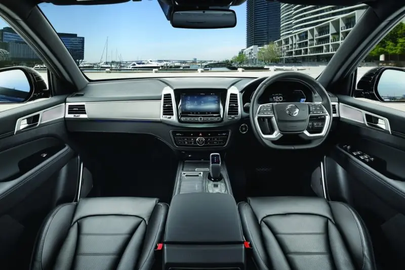 Tải hình ảnh xe Ssangyong Rexton nội thất cao cấp 10