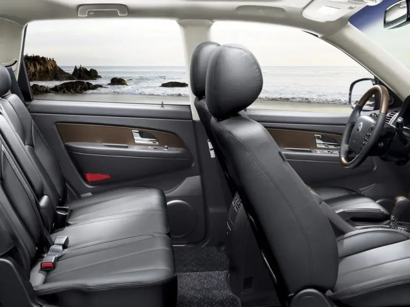 Tải hình ảnh xe Ssangyong Rexton nội thất cao cấp 15