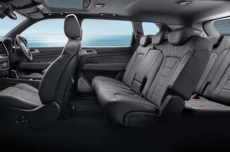 Tải hình ảnh xe Ssangyong Rexton nội thất cao cấp 24