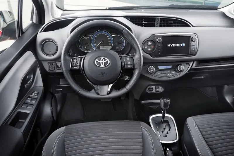 Xem ảnh chi tiết Toyota Yaris CVT cao cấp 22