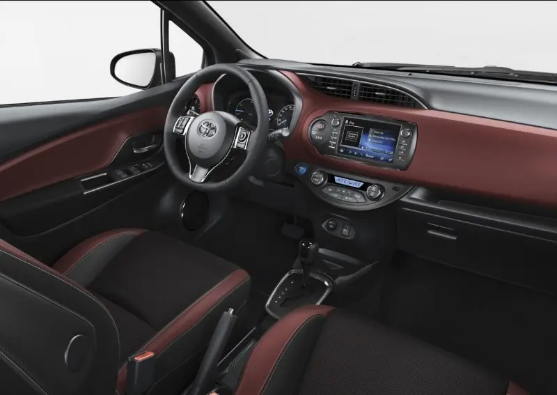 Xem ảnh chi tiết Toyota Yaris CVT cao cấp 27 Xem ảnh chi tiết Toyota Yaris CVT cao cấp 27