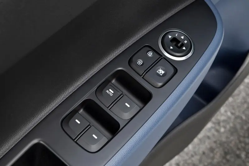 Ảnh xe Hyundai i10 Hatchback mới nhất siêu nét 16