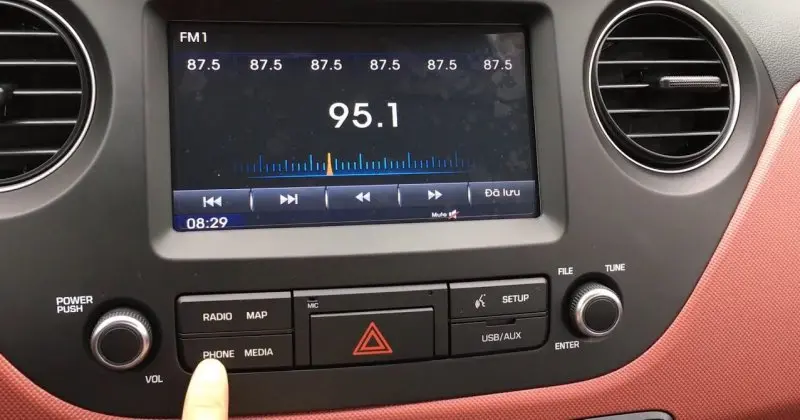 Ảnh xe Hyundai i10 Hatchback mới nhất siêu nét 19