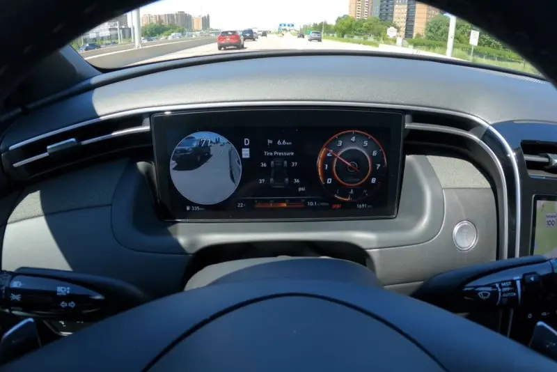 Chi tiết nội thất sang trọng của xe Hyundai Santa Cruz 13