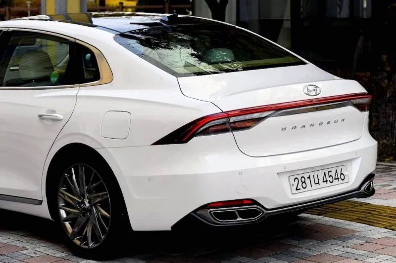 Hình ảnh xe Hyundai Grandeur sắc nét và đẹp mắt 2