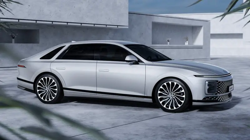 Hình ảnh xe Hyundai Grandeur sắc nét và đẹp mắt 9