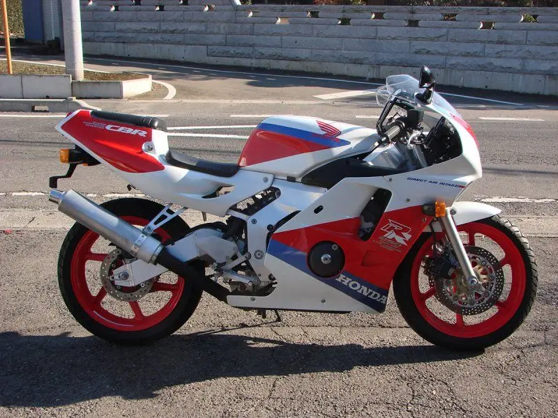 Honda CBR250RR 37