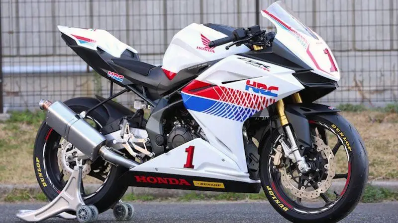 Honda CBR250RR 45