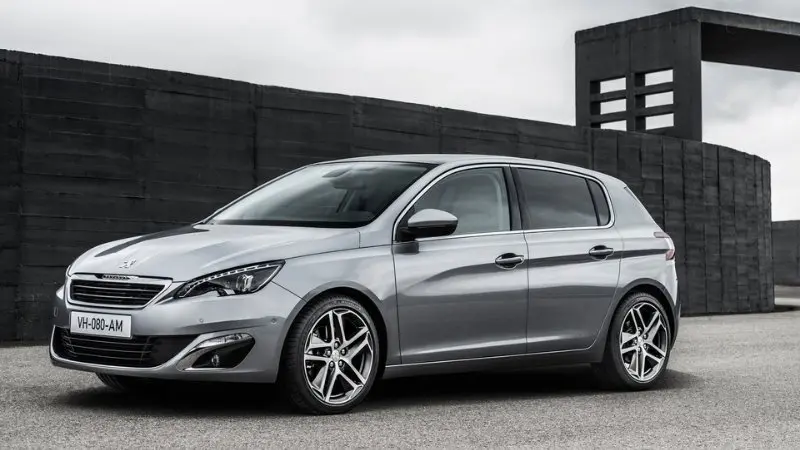 Peugeot 308 04