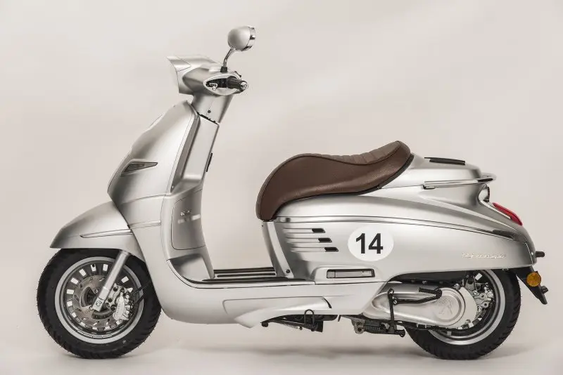 Peugeot Django 15