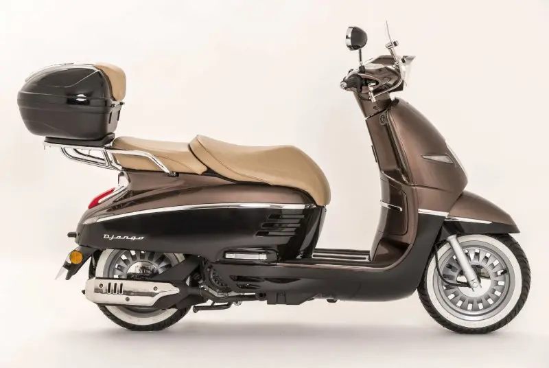 Peugeot Django 33