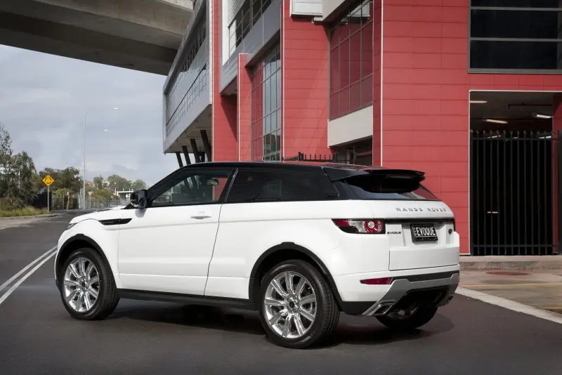 Hình ảnh Land Rover Discovery Sport đa dạng màu sắc 25