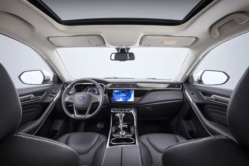 Nội thất sang trọng của xe Ford Territory 10