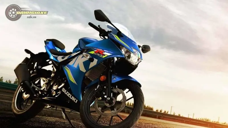 Suzuki GSX R150 10