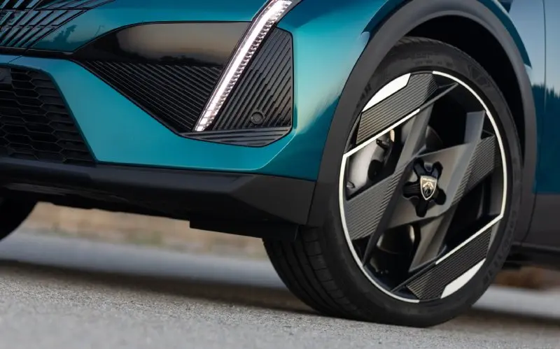 Tải hình ảnh xe Peugeot 408 chất lượng cao 23