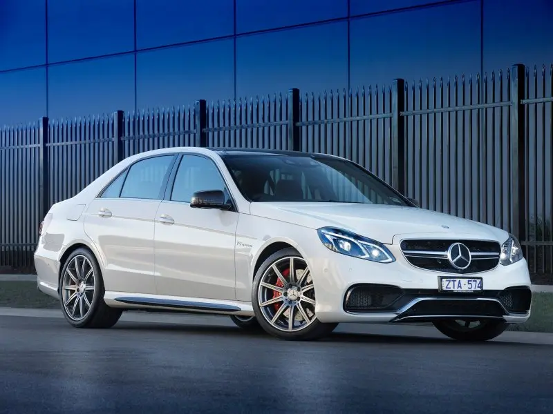 Hình ảnh xe Mercedes AMG E63 mới nhất 27