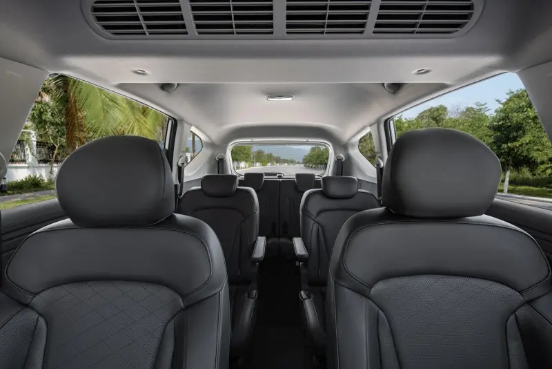 Ảnh xe Hyundai Stargazer chi tiết và sắc nét 23