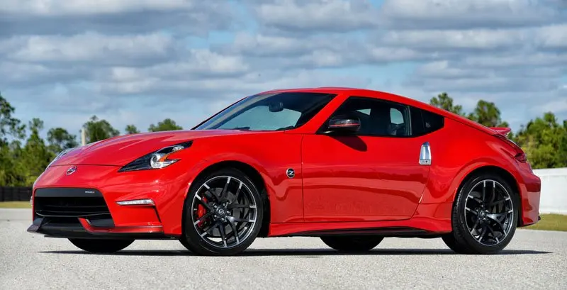 Ảnh thực tế xe Nissan 370Z nổi bật 21