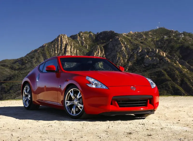 Ảnh thực tế xe Nissan 370Z nổi bật 26