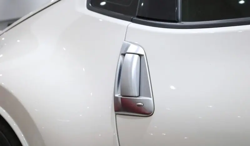 Ảnh thực tế xe Nissan 370Z nổi bật 27