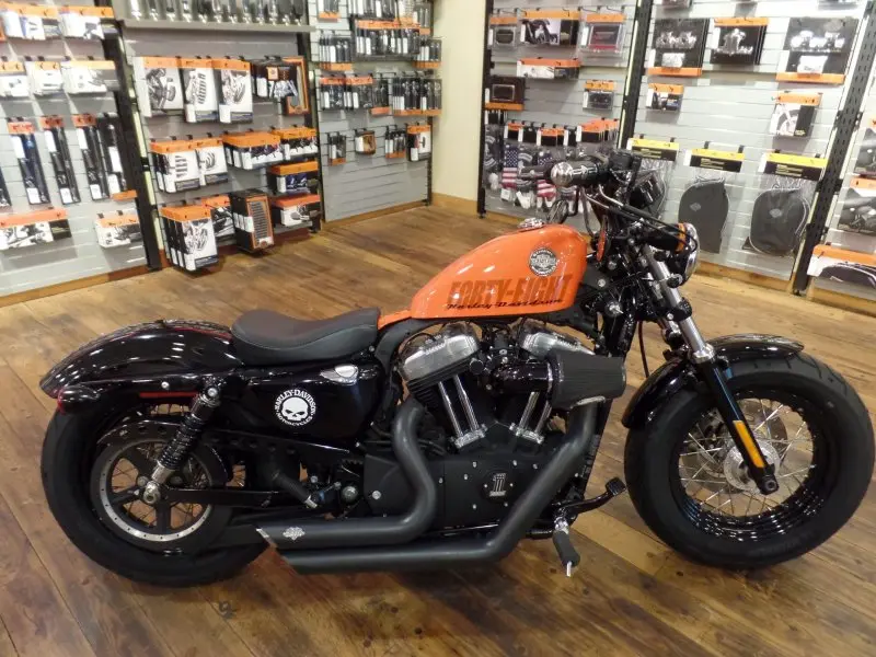 Hình ảnh xe máy Forty Eight mới nhất 24