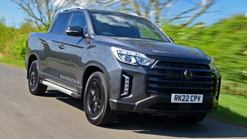 Tải hình ảnh xe SsangYong Musso phiên bản cao cấp 11