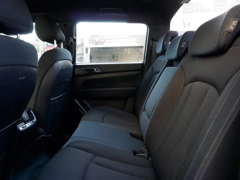 Hình ảnh xe SsangYong Musso chất lượng cao 2