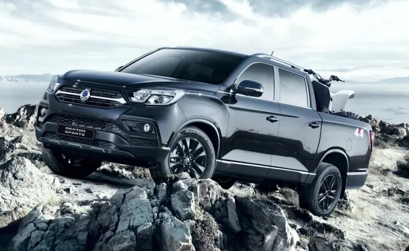 Tải hình ảnh xe SsangYong Musso phiên bản cao cấp 4