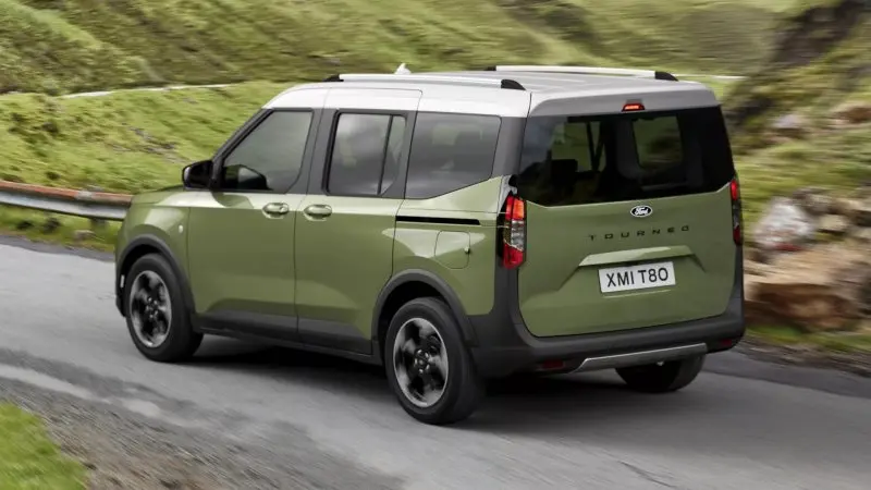 Tải ảnh xe Ford Tourneo full HD 11