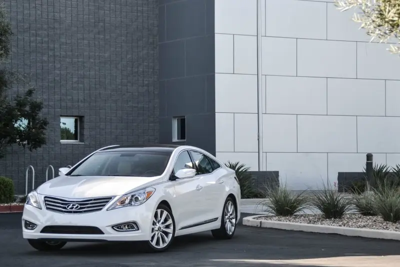 Ảnh xe Hyundai Azera phong cách đẹp lịch lãm 20