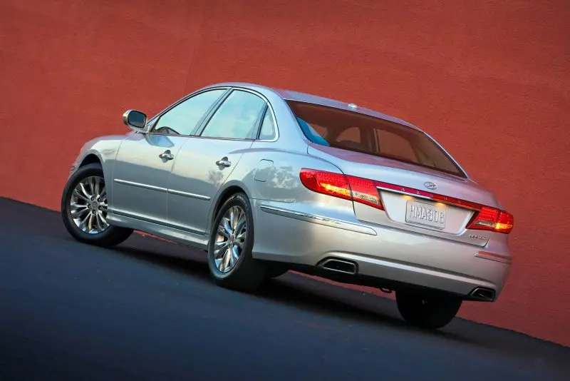 Ảnh xe Hyundai Azera phong cách đẹp lịch lãm 4