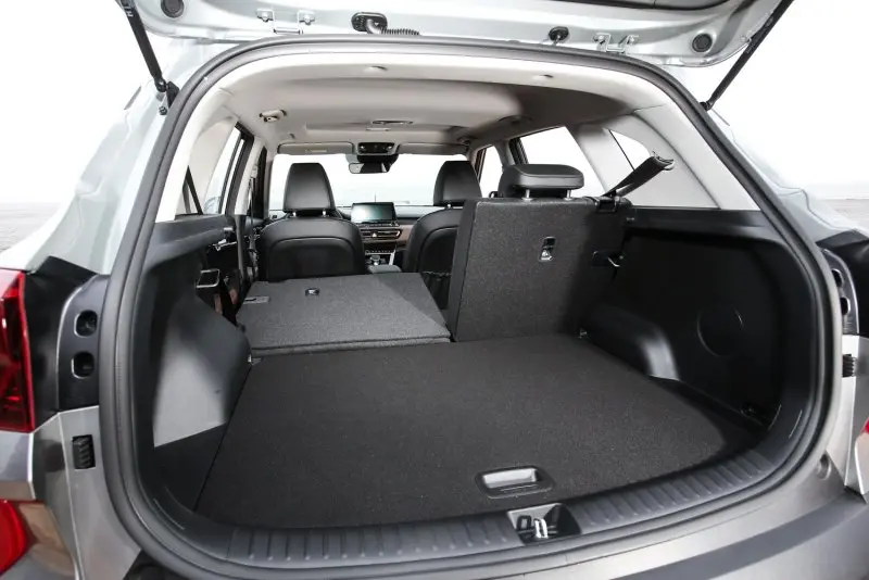 Hình ảnh xe Kia Seltos nổi bật nhất 16