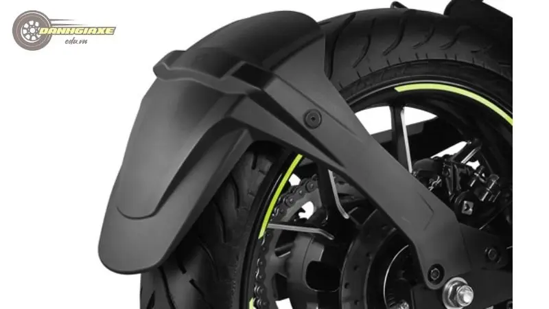 Suzuki Gixxer SF 250 4