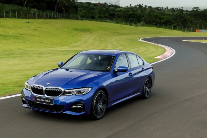 Tải bộ sưu tập hình ảnh BMW 330i đẹp miễn phí 20
