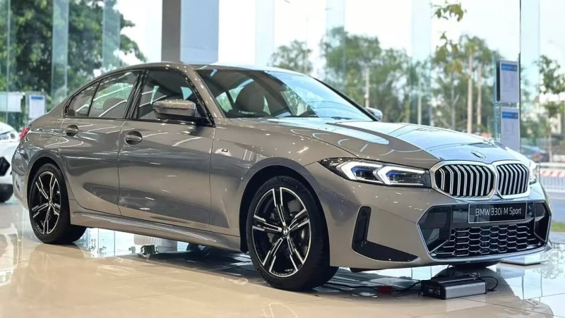 Tải bộ sưu tập hình ảnh BMW 330i đẹp miễn phí 22