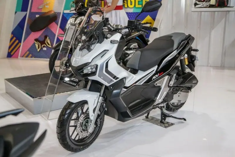Honda ADV 150 17