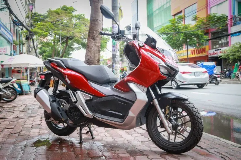 Honda ADV 150 33