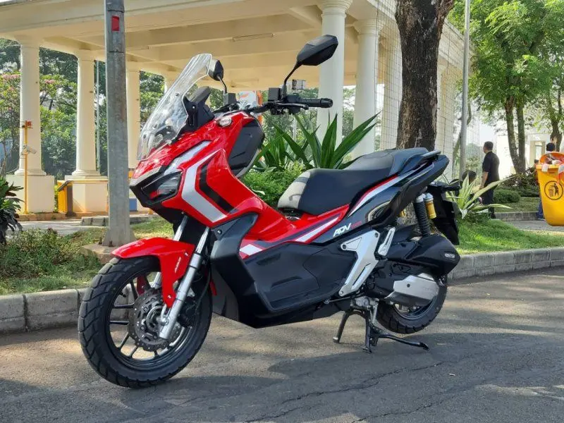 Honda ADV 150 35