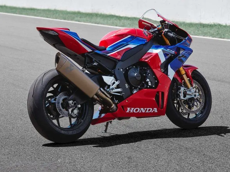 Honda CBR1000RR-R 36